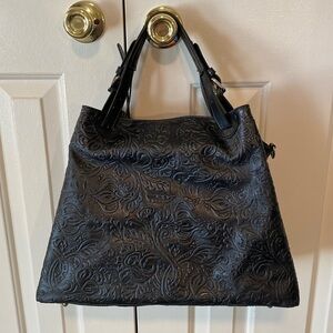 Isa Dora Black Italian Leather Large Shoulder/Tote Bag in Like New Condition